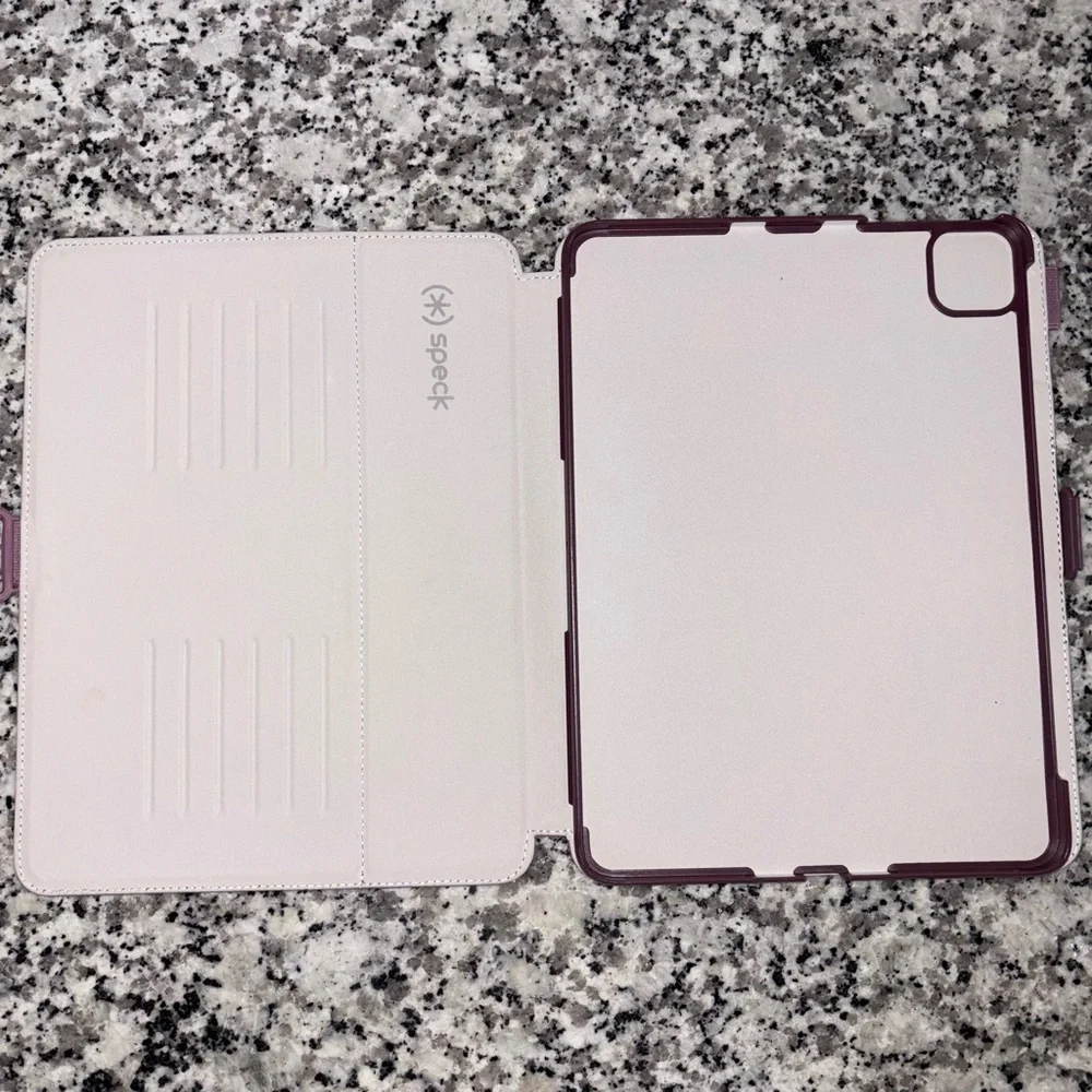 Speck Balance Folio iPad Case